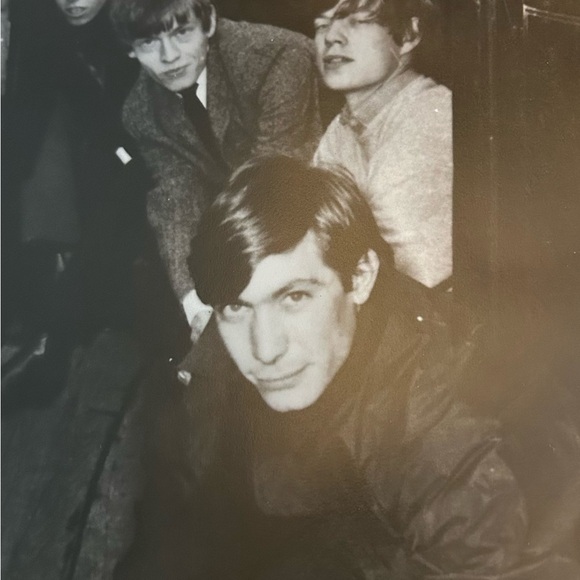 Rolling Stones A Pictorial History Book - Picture 2 of 6